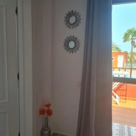 Oasis Grey Apartman